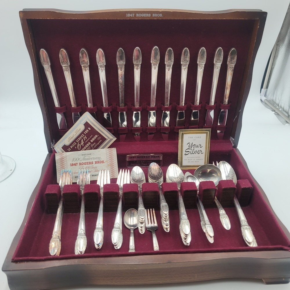 1847 73pc Rogers Bros First Love Silver Plate Flatware Set Service for 12